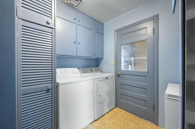 1220 Elizabeth St, Winfield, KS 67156