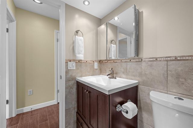 9481 HIGHLAND OAK DRIVE 1709, Tampa, FL 33647