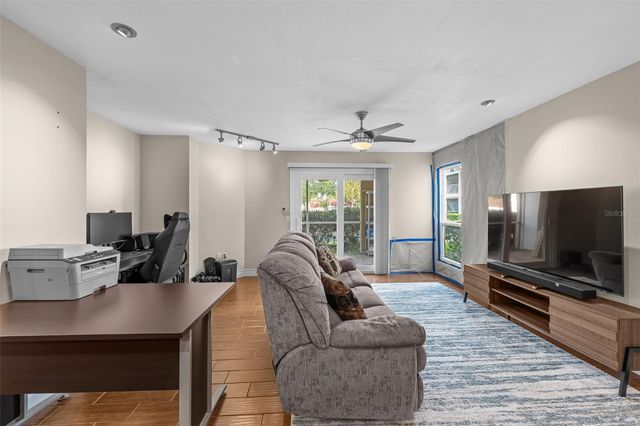 9481 HIGHLAND OAK DRIVE 1709, Tampa, FL 33647