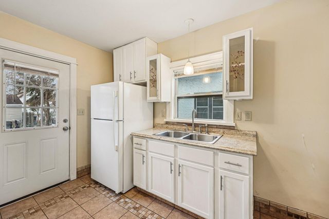 4701 Bryant Avenue N, Minneapolis, MN 55430