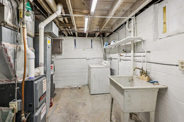 4701 Bryant Avenue N, Minneapolis, MN 55430