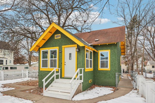 4701 Bryant Avenue N, Minneapolis, MN 55430