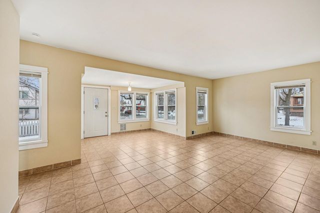 4701 Bryant Avenue N, Minneapolis, MN 55430