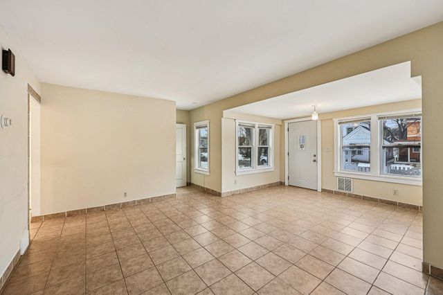 4701 Bryant Avenue N, Minneapolis, MN 55430