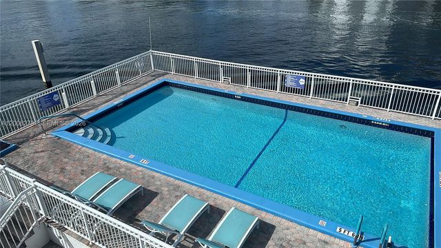 1913 S Ocean Dr 111, Hallandale Beach, FL 33009