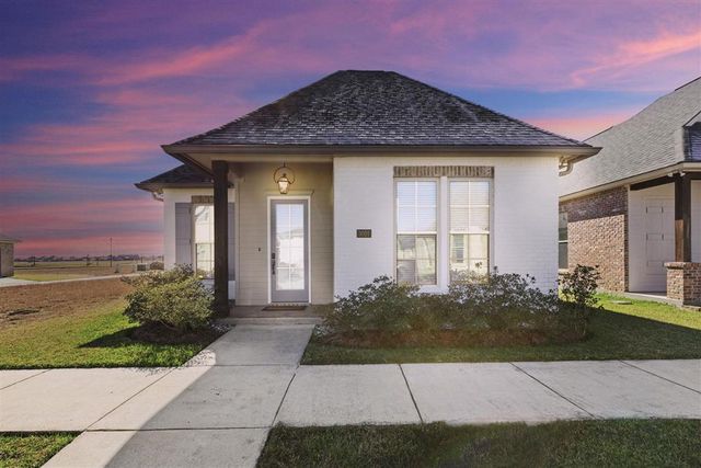 3021 Forestwood Drive, Lake Charles, LA 70607