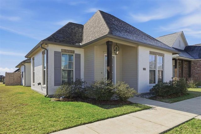 3021 Forestwood Drive, Lake Charles, LA 70607