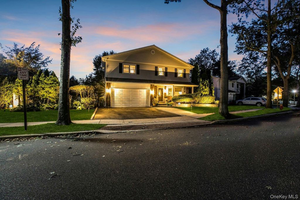 128 Soundview Drive, Port Washington, NY 11050 — photo 2
