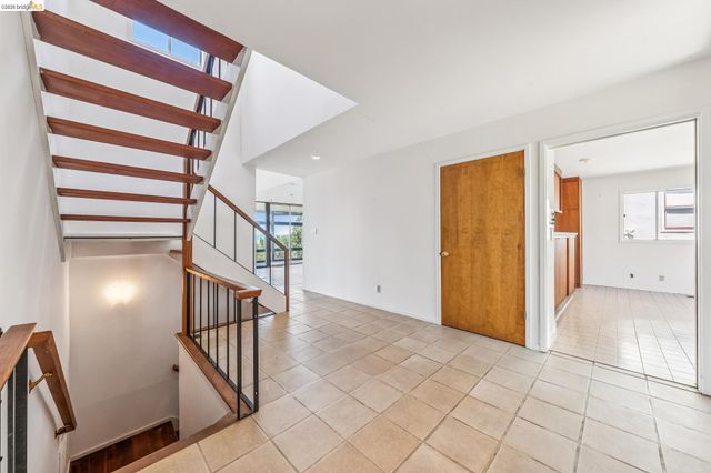 456 Kentucky Ave, Berkeley, CA 94707