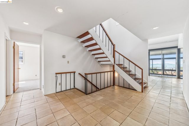 456 Kentucky Ave, Berkeley, CA 94707