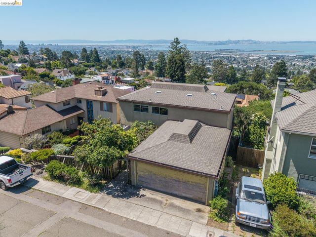 456 Kentucky Ave, Berkeley, CA 94707