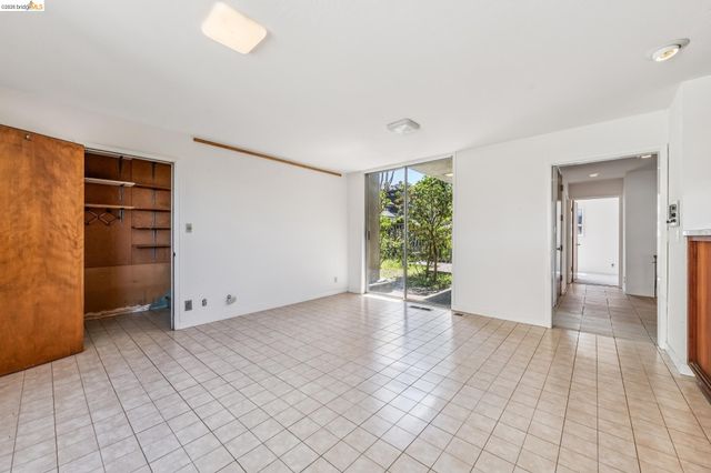 456 Kentucky Ave, Berkeley, CA 94707