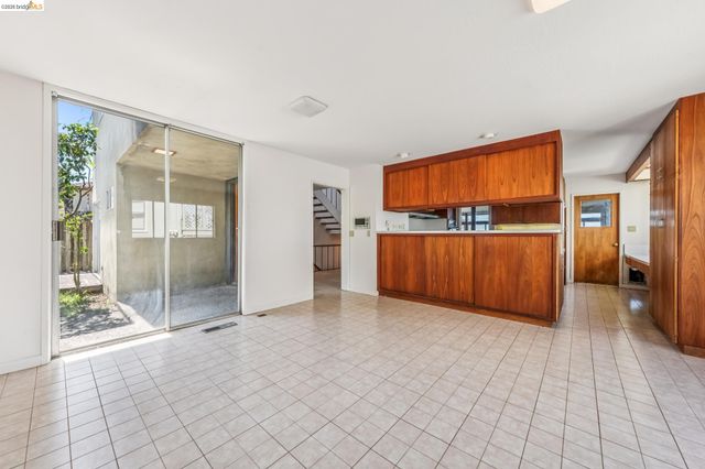 456 Kentucky Ave, Berkeley, CA 94707