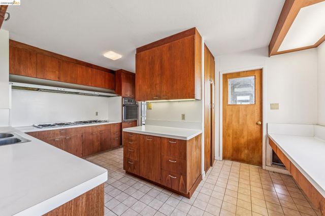 456 Kentucky Ave, Berkeley, CA 94707