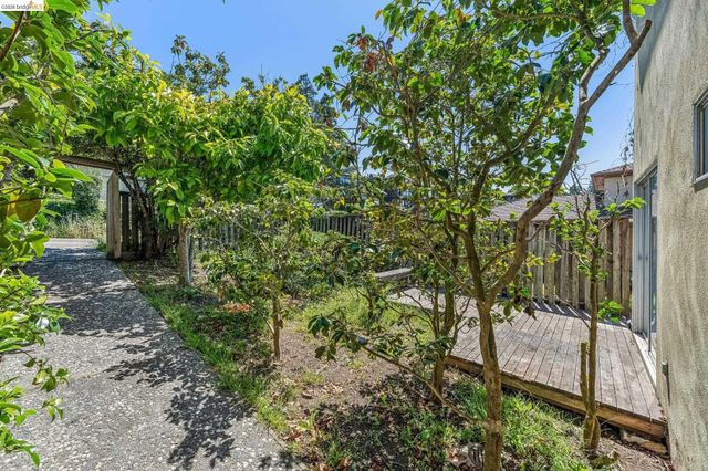 456 Kentucky Ave, Berkeley, CA 94707