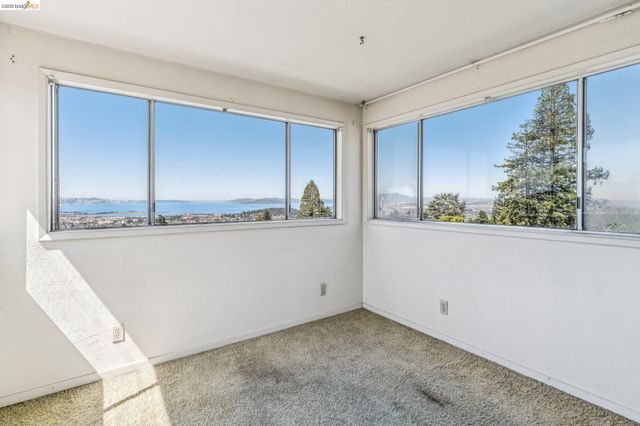 456 Kentucky Ave, Berkeley, CA 94707