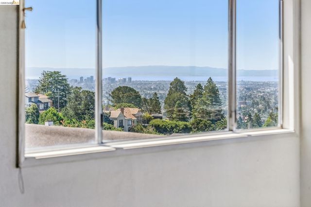 456 Kentucky Ave, Berkeley, CA 94707