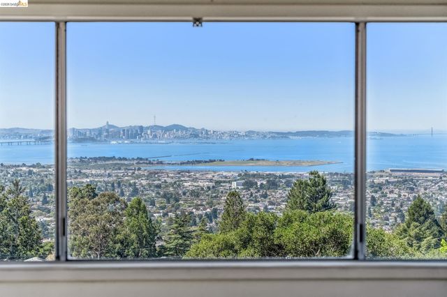456 Kentucky Ave, Berkeley, CA 94707