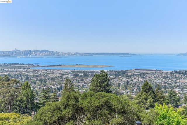 456 Kentucky Ave, Berkeley, CA 94707