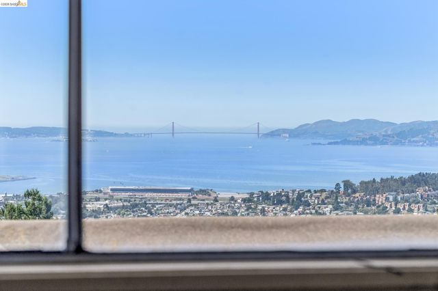 456 Kentucky Ave, Berkeley, CA 94707