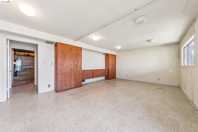 456 Kentucky Ave, Berkeley, CA 94707