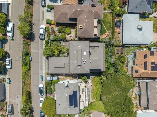 456 Kentucky Ave, Berkeley, CA 94707