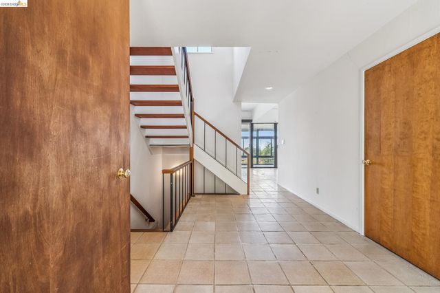 456 Kentucky Ave, Berkeley, CA 94707