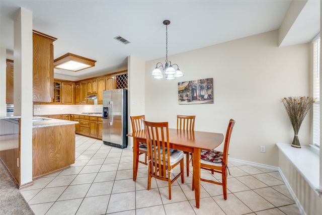 2604 Heather Brook Court, Bedford, TX 76021