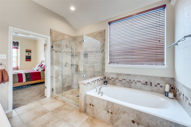 2604 Heather Brook Court, Bedford, TX 76021