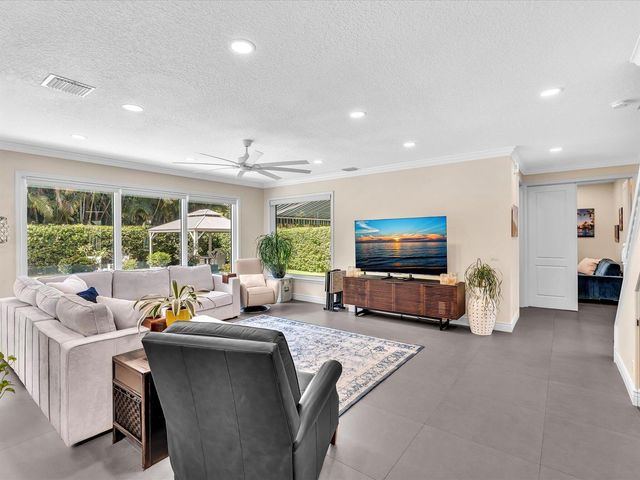 4770 Glenn Pine Lane, Boynton Beach, FL 33436