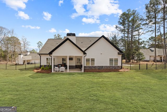 105 Capps Lane, Eatonton, GA 31024