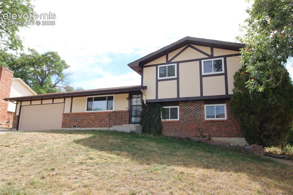 5327 Silver Spur Avenue, Colorado Springs, CO 80915 — exterior