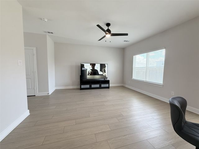 1205 Ginsburg Lane, Princeton, TX 75407