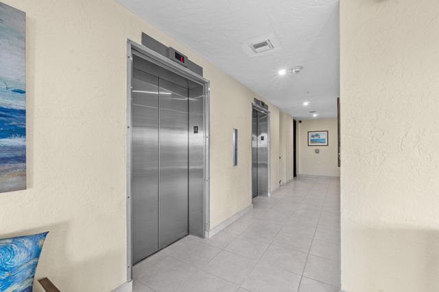 5460 N Ocean Drive 5b, Singer Island, FL 33404