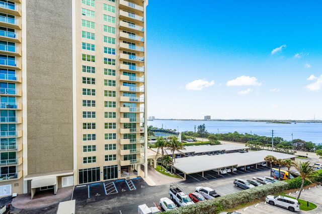 5460 N Ocean Drive 5b, Singer Island, FL 33404