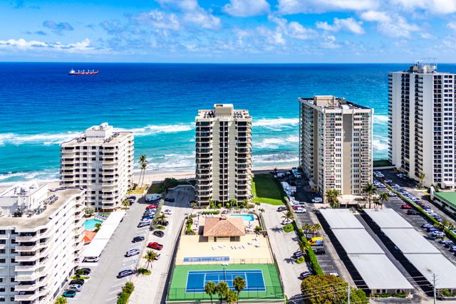 5460 N Ocean Drive 5b, Singer Island, FL 33404