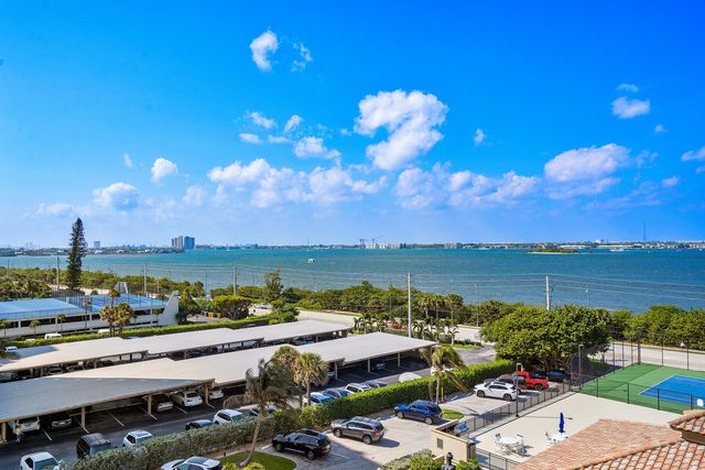 5460 N Ocean Drive 5b, Singer Island, FL 33404