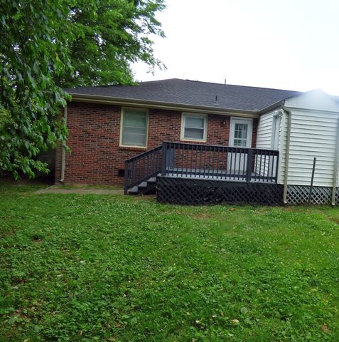 745 Trail Dr, Gallatin, TN 37066