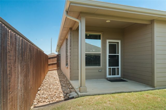824 Greenford Manor, Fort Worth, TX 76247