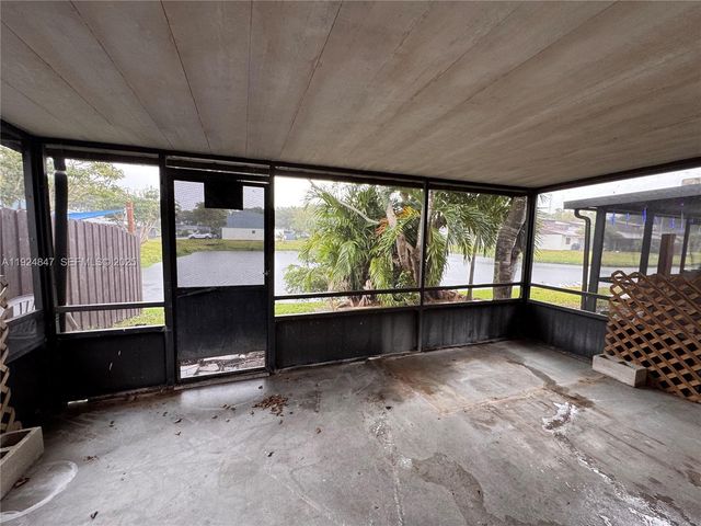 3625 SW 70th Ave 23-X, Miramar, FL 33023