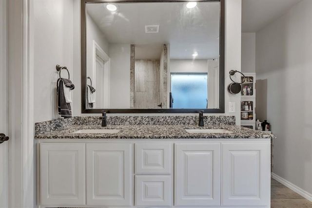 9221 NW 91st Street, Yukon, OK 73099