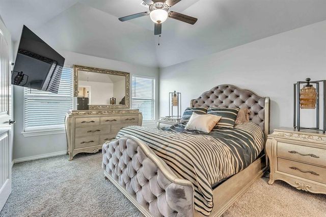 9221 NW 91st Street, Yukon, OK 73099