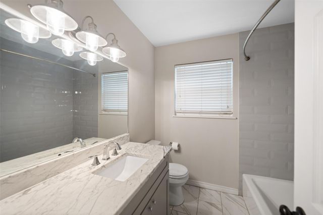 5203 Chantilly Lane, Houston, TX 77092