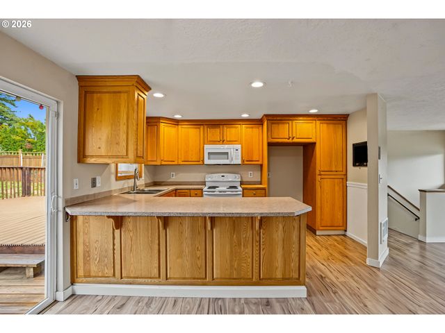 4805 Se 7TH Ave, Salem, OR 97302