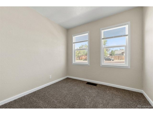 2102 W 29th St, Pueblo, CO 81008