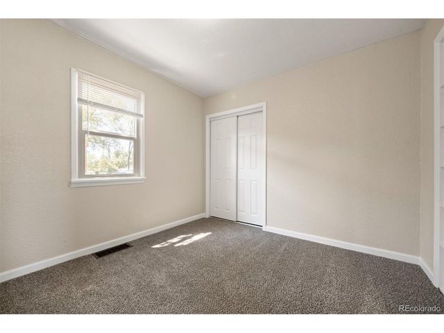 2102 W 29th St, Pueblo, CO 81008