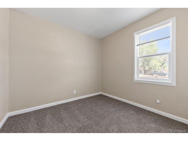 2102 W 29th St, Pueblo, CO 81008