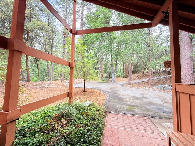 2407 Anglers Court, Mariposa, CA 95338