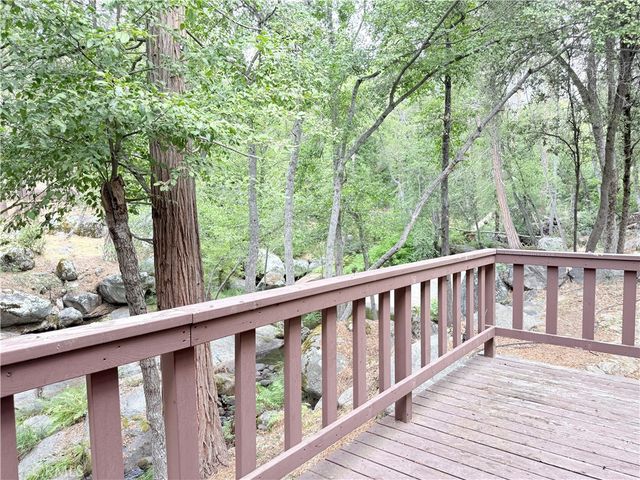 2407 Anglers Court, Mariposa, CA 95338