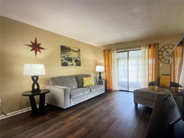 757 MIDWAY DRIVE B, Ocala, FL 34472